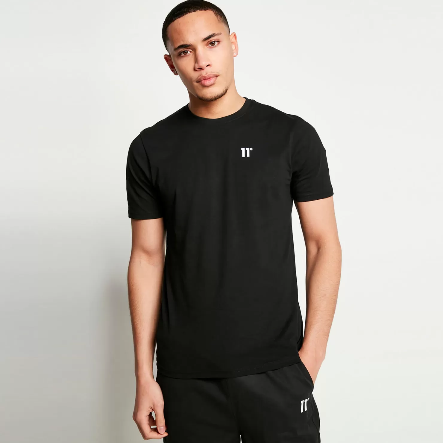 11 Degrees T-Shirts< 3 Pack Essential Short Sleeve T-Shirts – Black / Black / Black