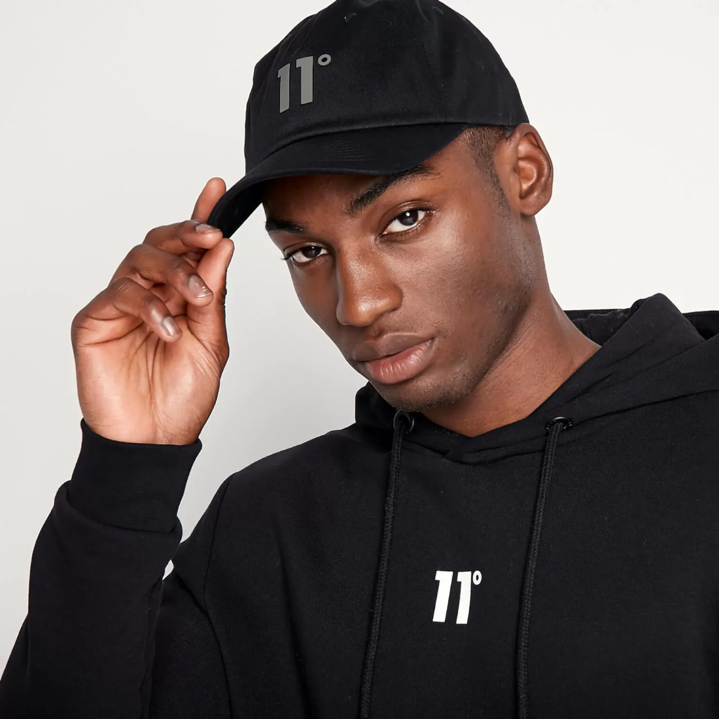 11 Degrees Caps & Hats< Baseball Logo Cap – Blackout