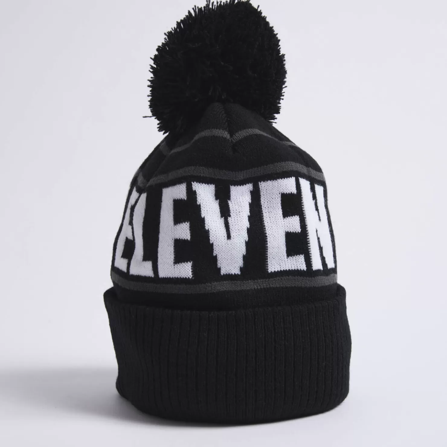 11 Degrees Caps & Hats< Branded Bobble Hat – Black/White/Charcoal