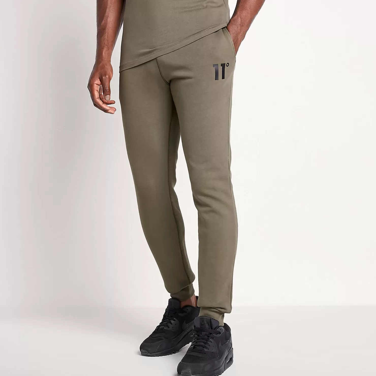 11 Degrees Joggers< Core Joggers Regular Fit – Khaki