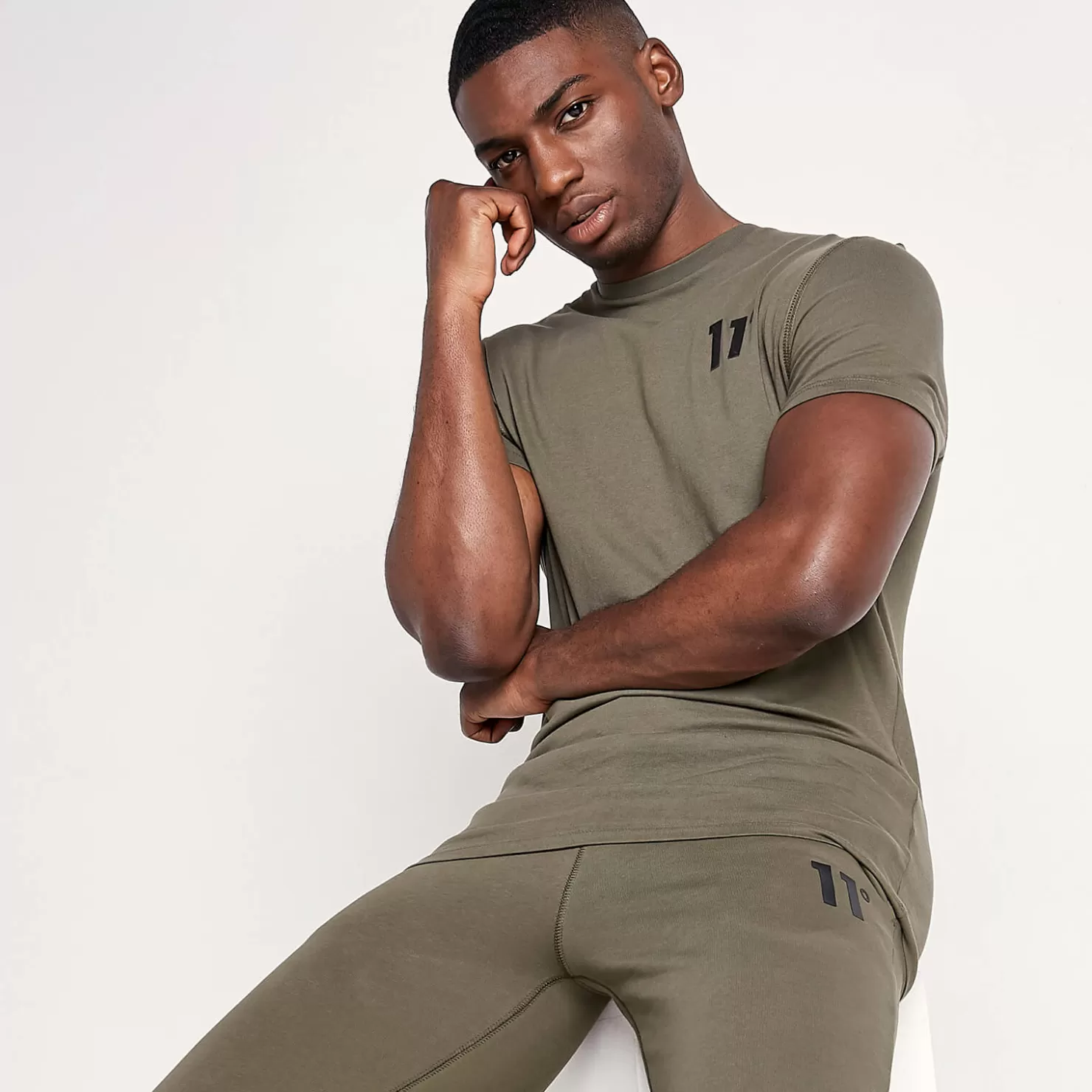 11 Degrees Joggers< Core Joggers Regular Fit – Khaki
