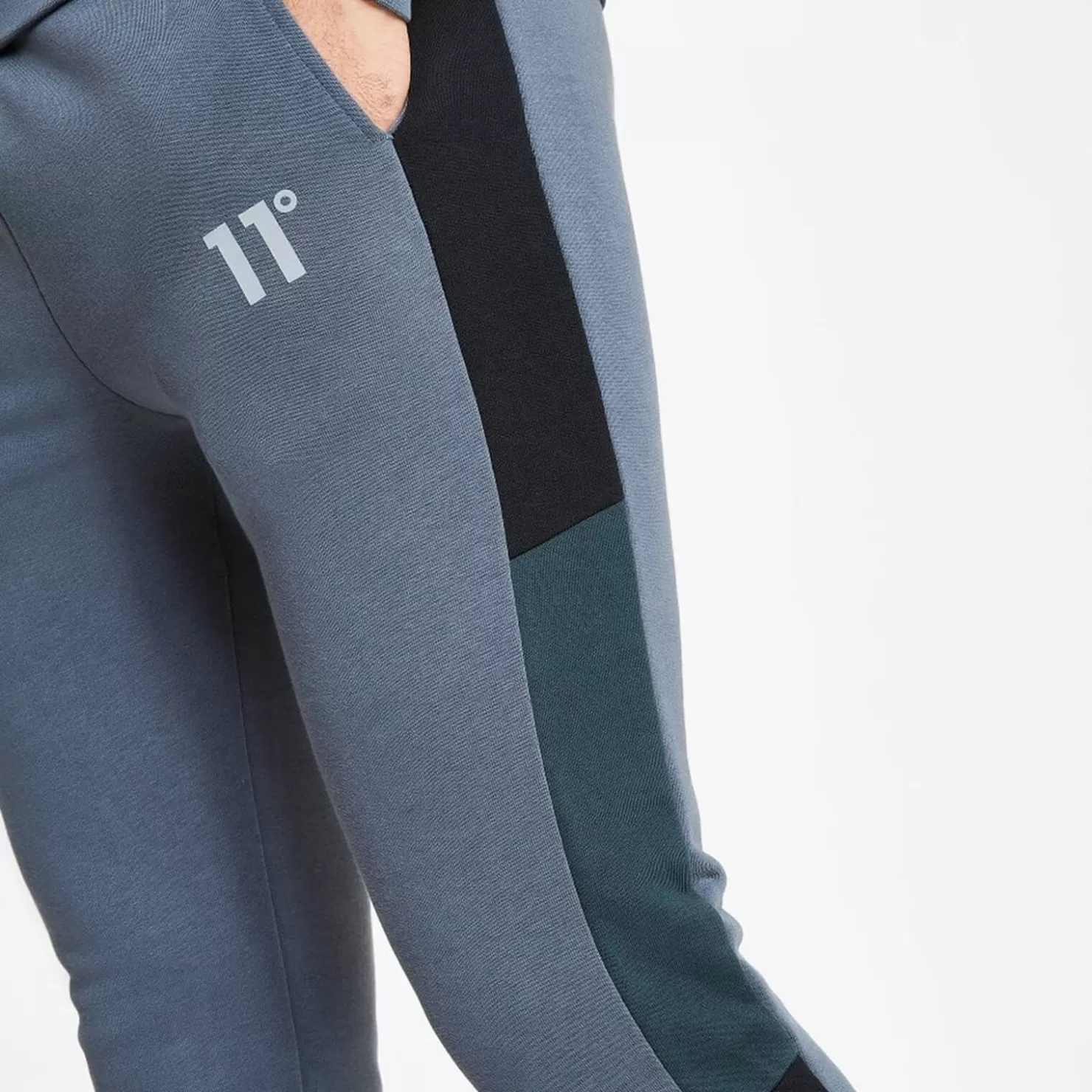 11 Degrees Joggers< Cut And Sew Joggers Skinny Fit – Anthracite / Black / Darkest Spruce Green