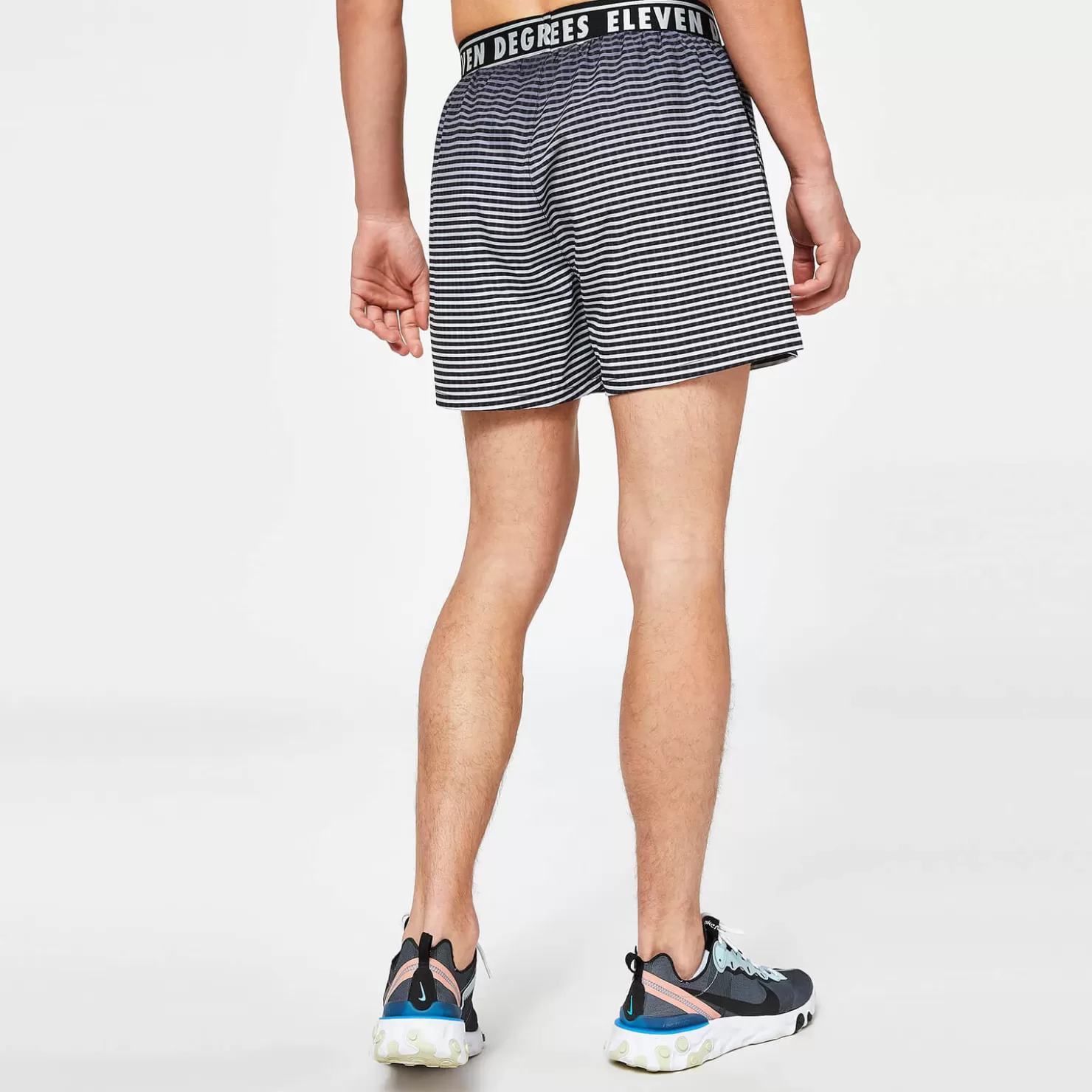 11 Degrees Swim Shorts< Geo Fade Swim Shorts – Black/Vapour Grey