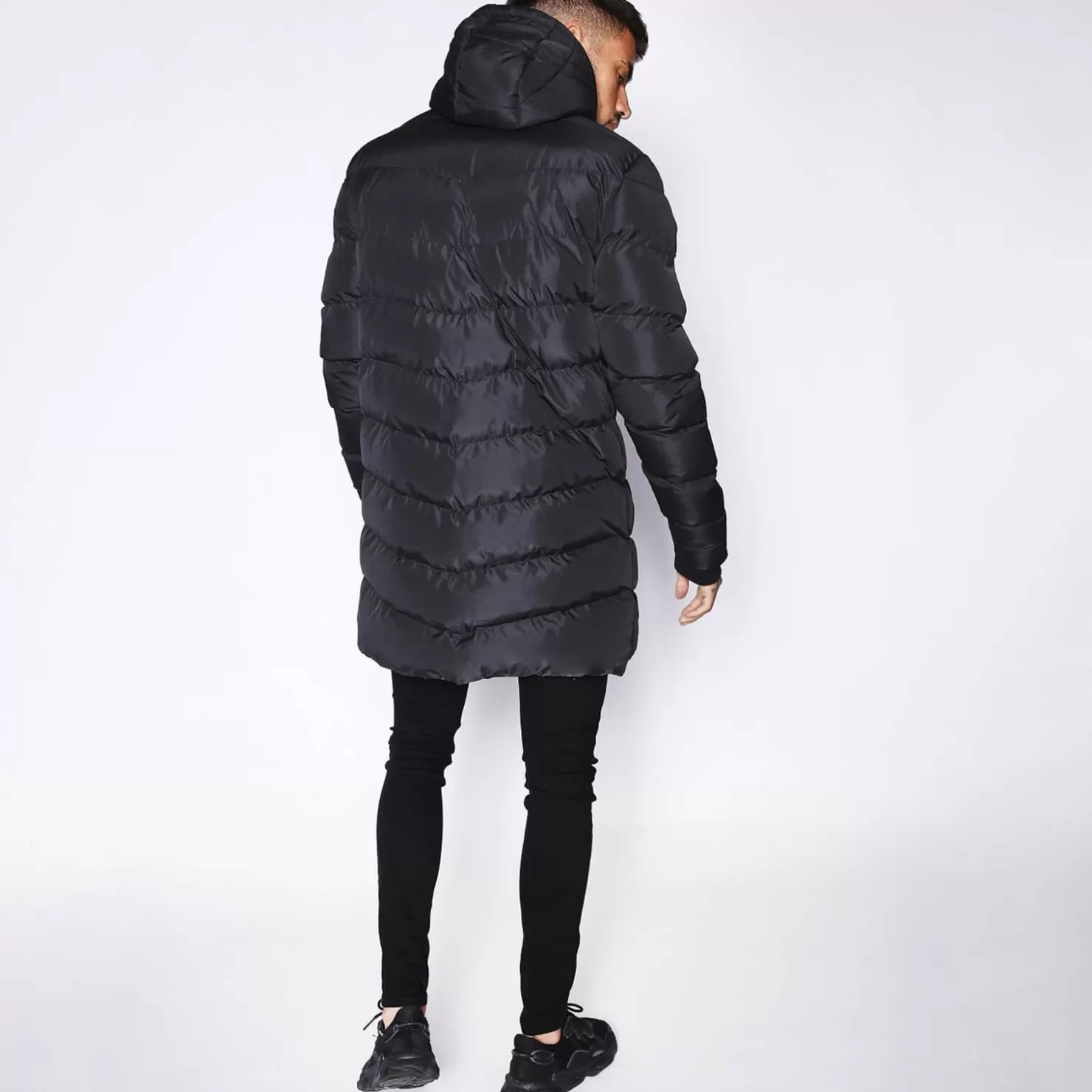 11 Degrees Jackets< Long Line Chevron Puffer – Black
