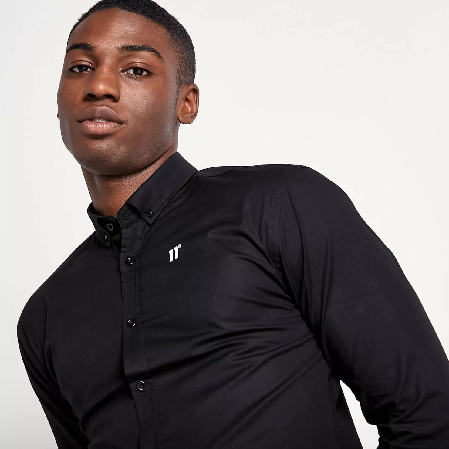 11 Degrees Shirts< Long Sleeve Contrast Logo Shirt – Black