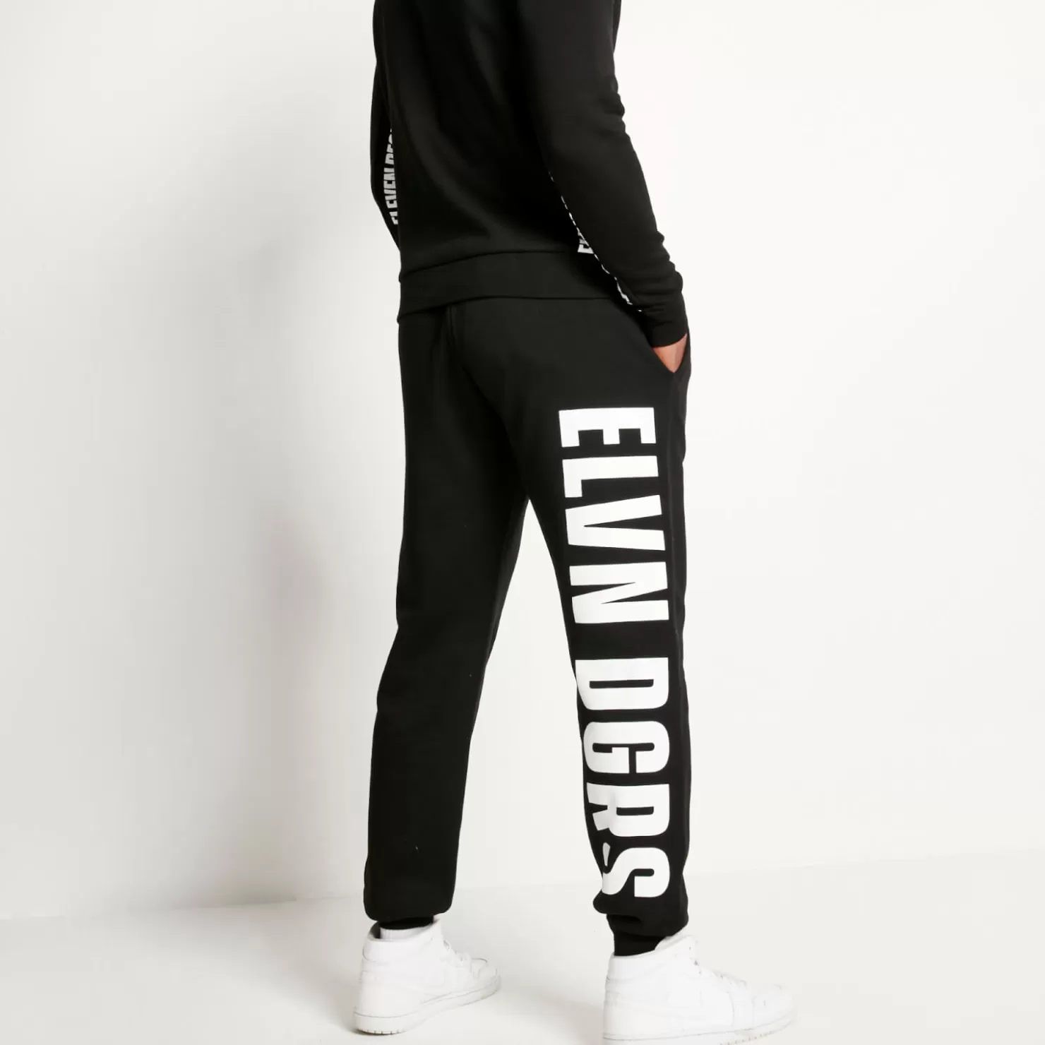 11 Degrees Joggers< Men'S Large Logo Oversized Joggers - Black