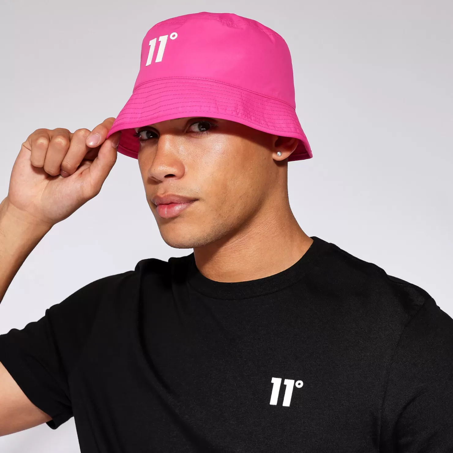 11 Degrees Caps & Hats< Nylon Bucket Hat - Neon Pink Glo