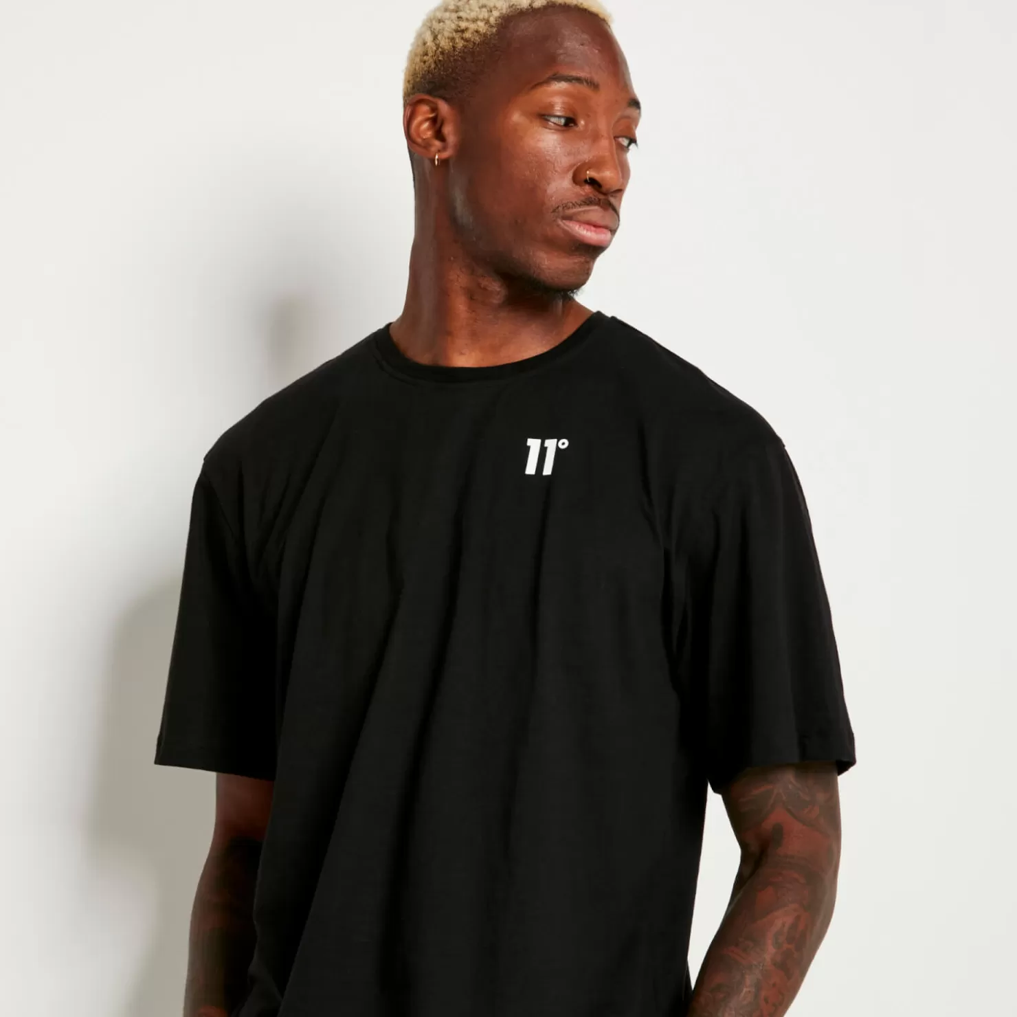 11 Degrees T-Shirts< Oversized Flight T-Shirt – Black