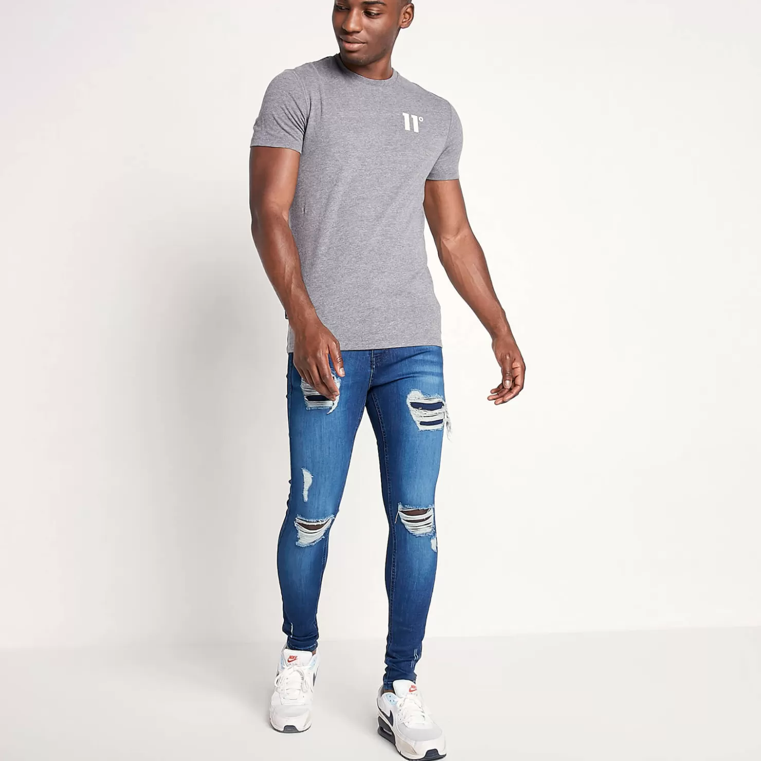 11 Degrees Jeans< Sustainable Distressed Jeans Skinny Fit – Indigo Wash