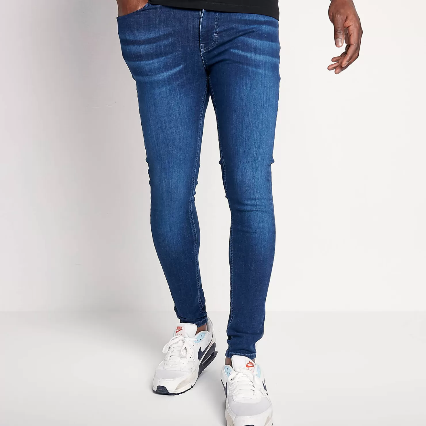 11 Degrees Jeans< Sustainable Stretch Jeans Skinny Fit – Mid Blue Wash