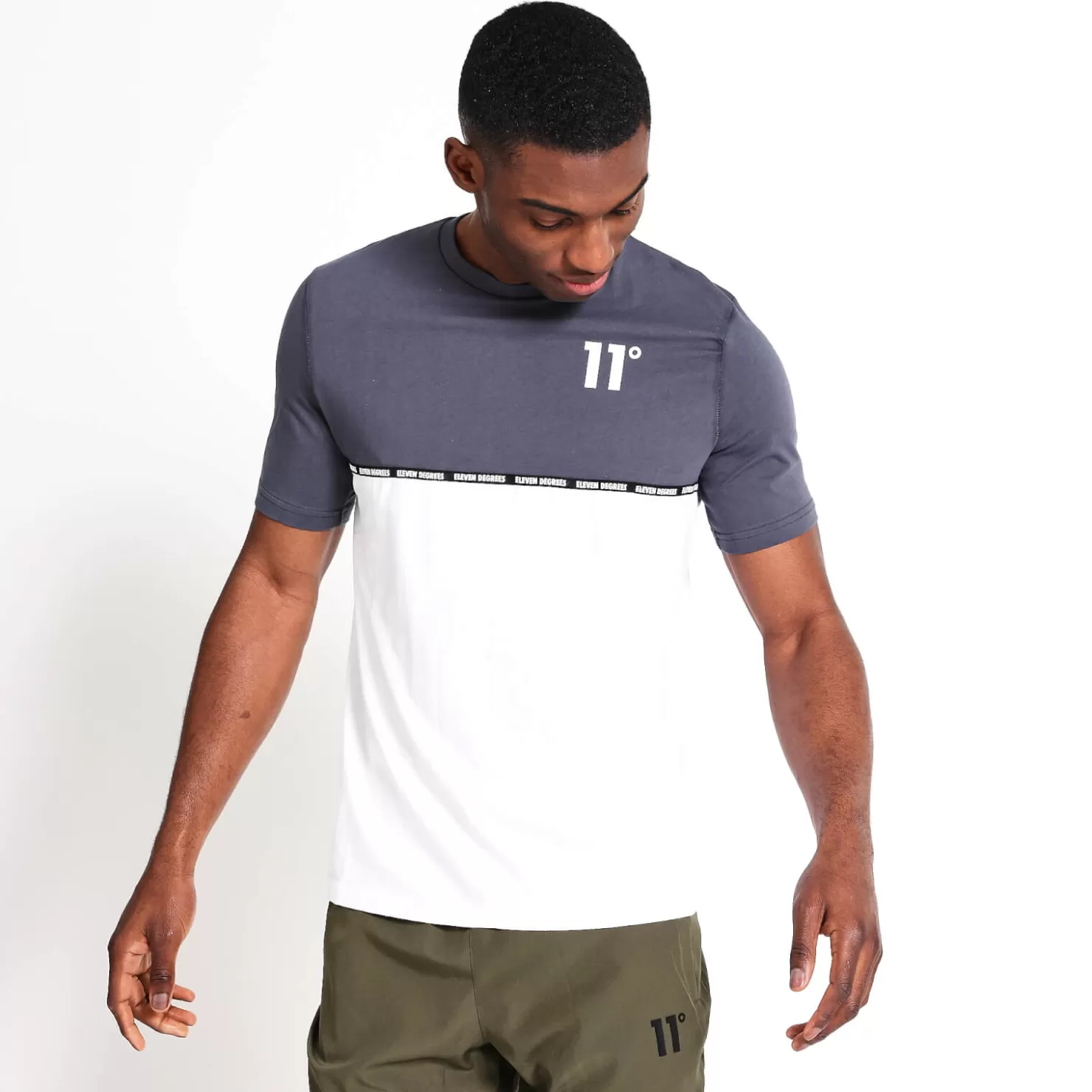 11 Degrees T-Shirts< Taped T-Shirt – Anthracite/White