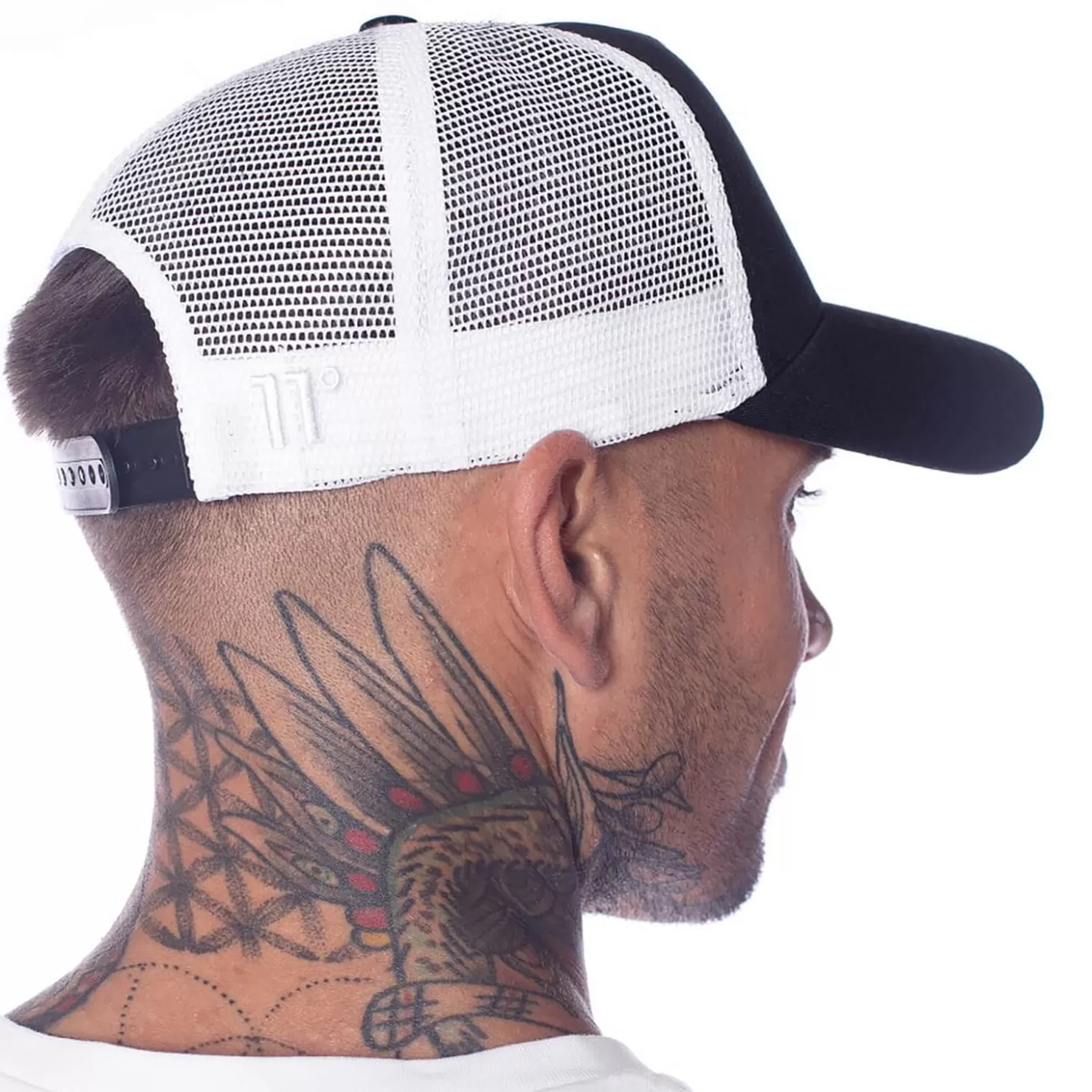 11 Degrees Caps & Hats< Trucker Cap High Build Logo – Black