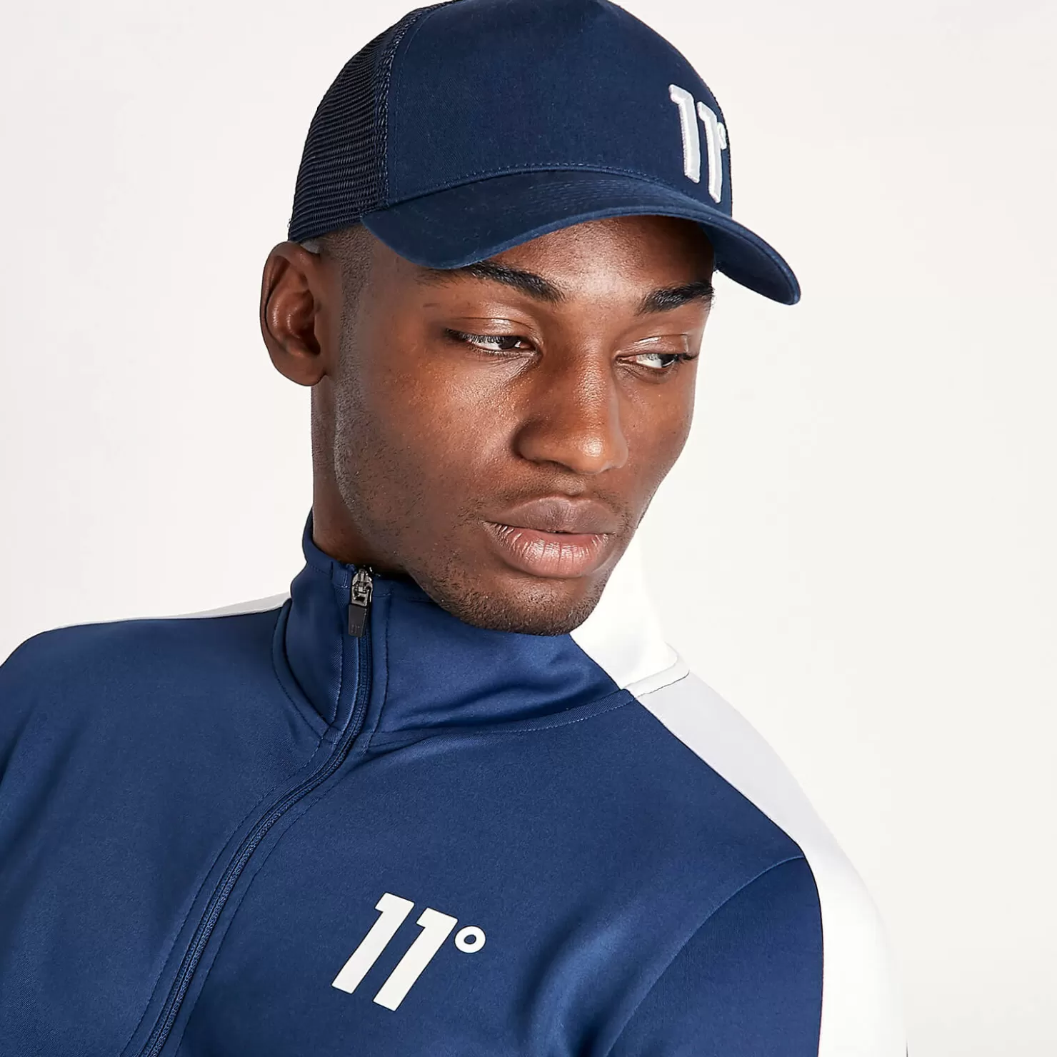11 Degrees Caps & Hats< Trucker Cap High Build Logo – Navy