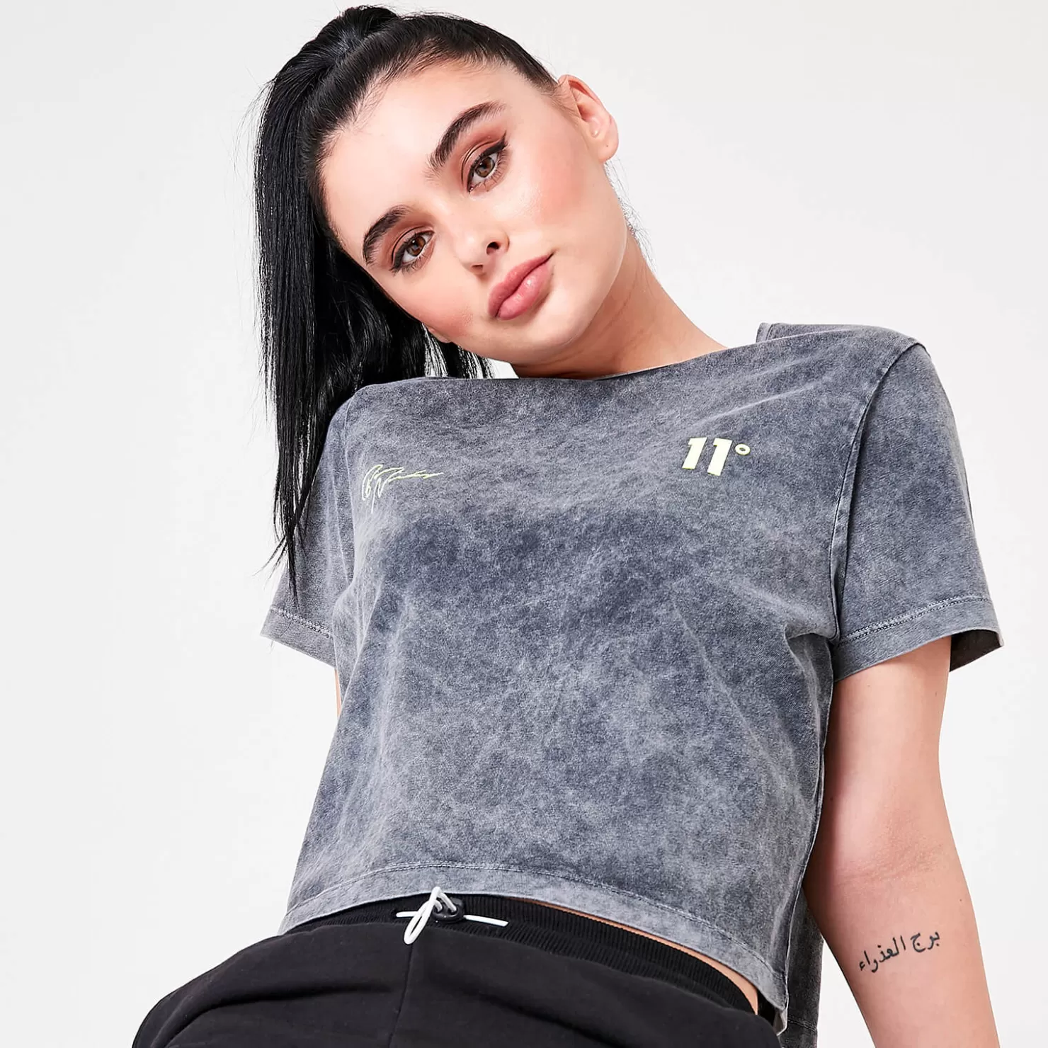 11 Degrees T-Shirts< Womens Ben Nicky Acid Wash Cropped T-Shirt – Black Acid Wash / White