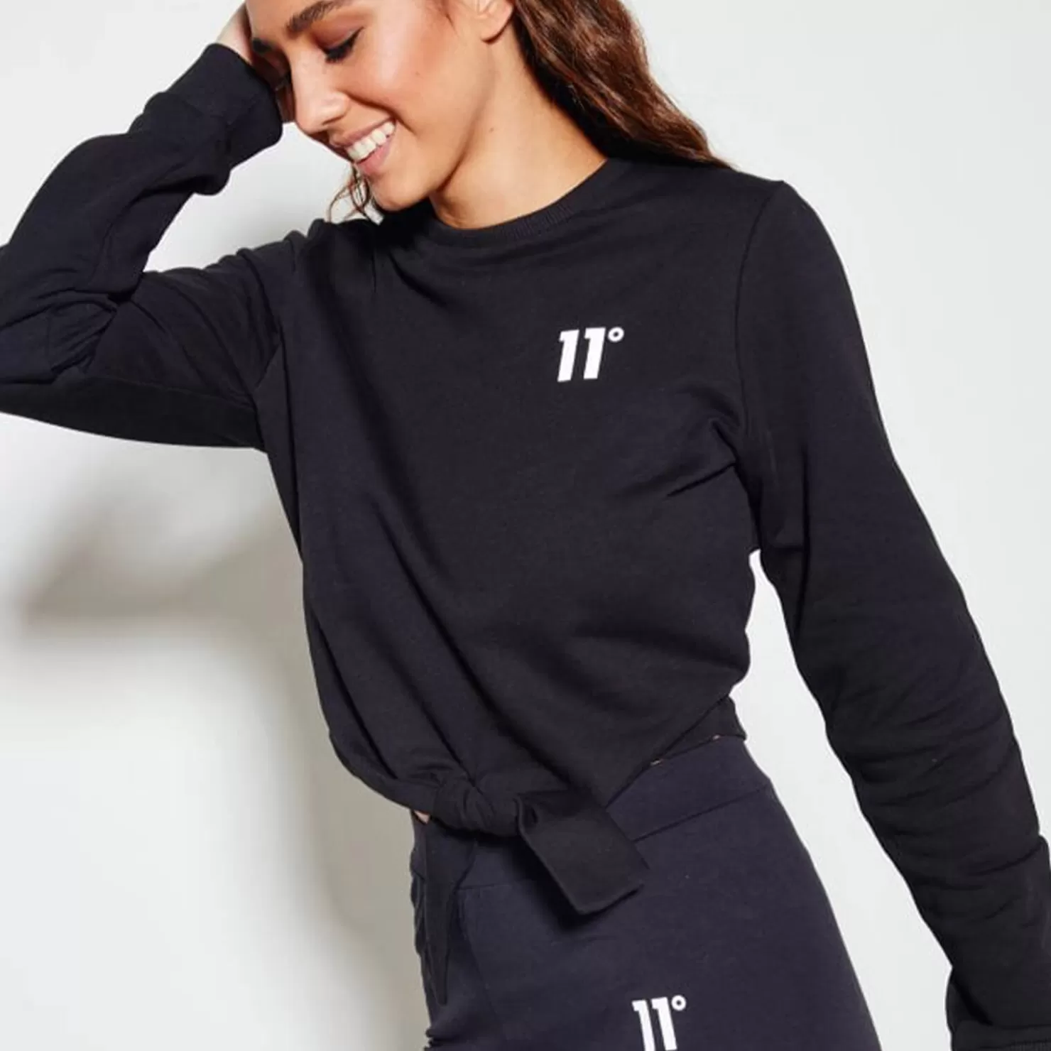 11 Degrees Sweatshirts< Womens Cropped Tie Front Graphic Sweatshirt – Black