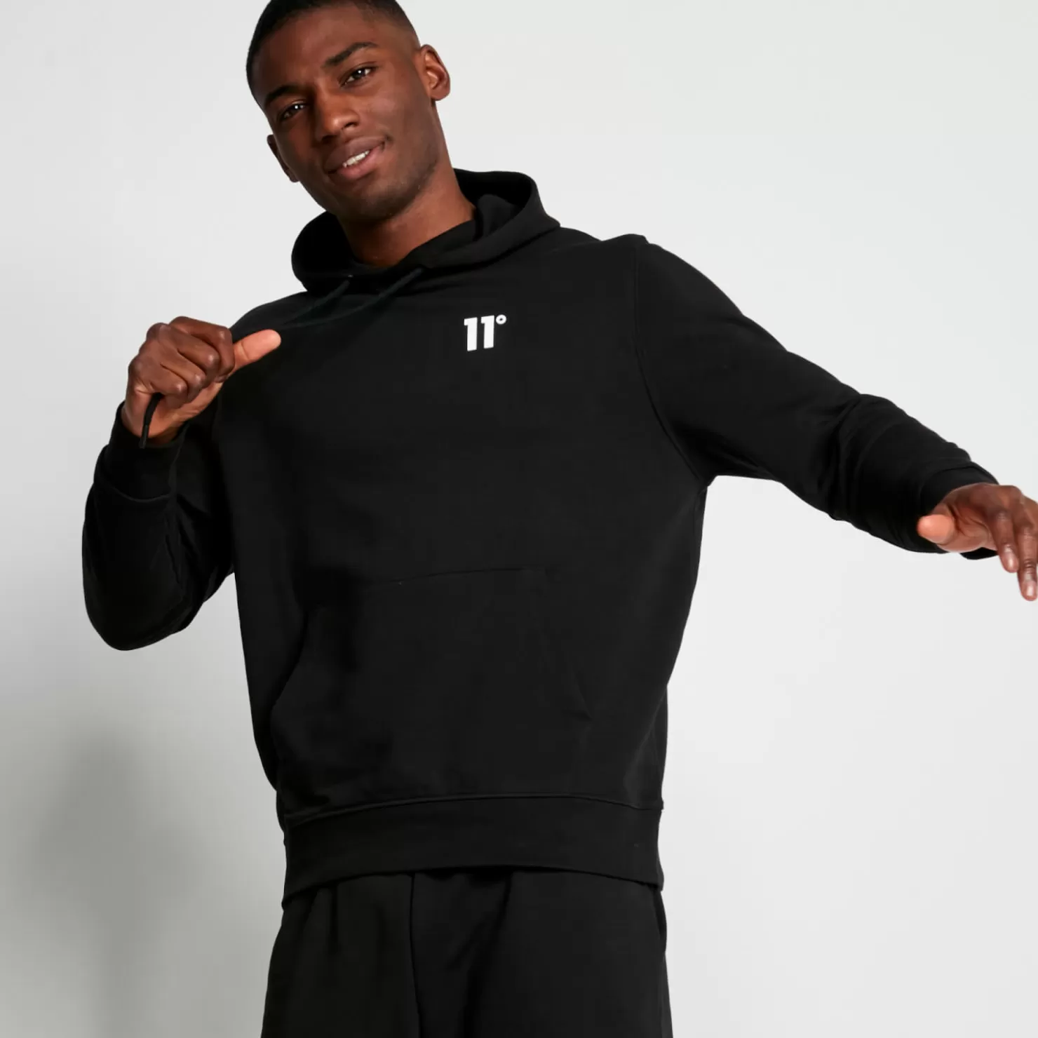 11 Degrees Hoodies<Core Hoodie – Black