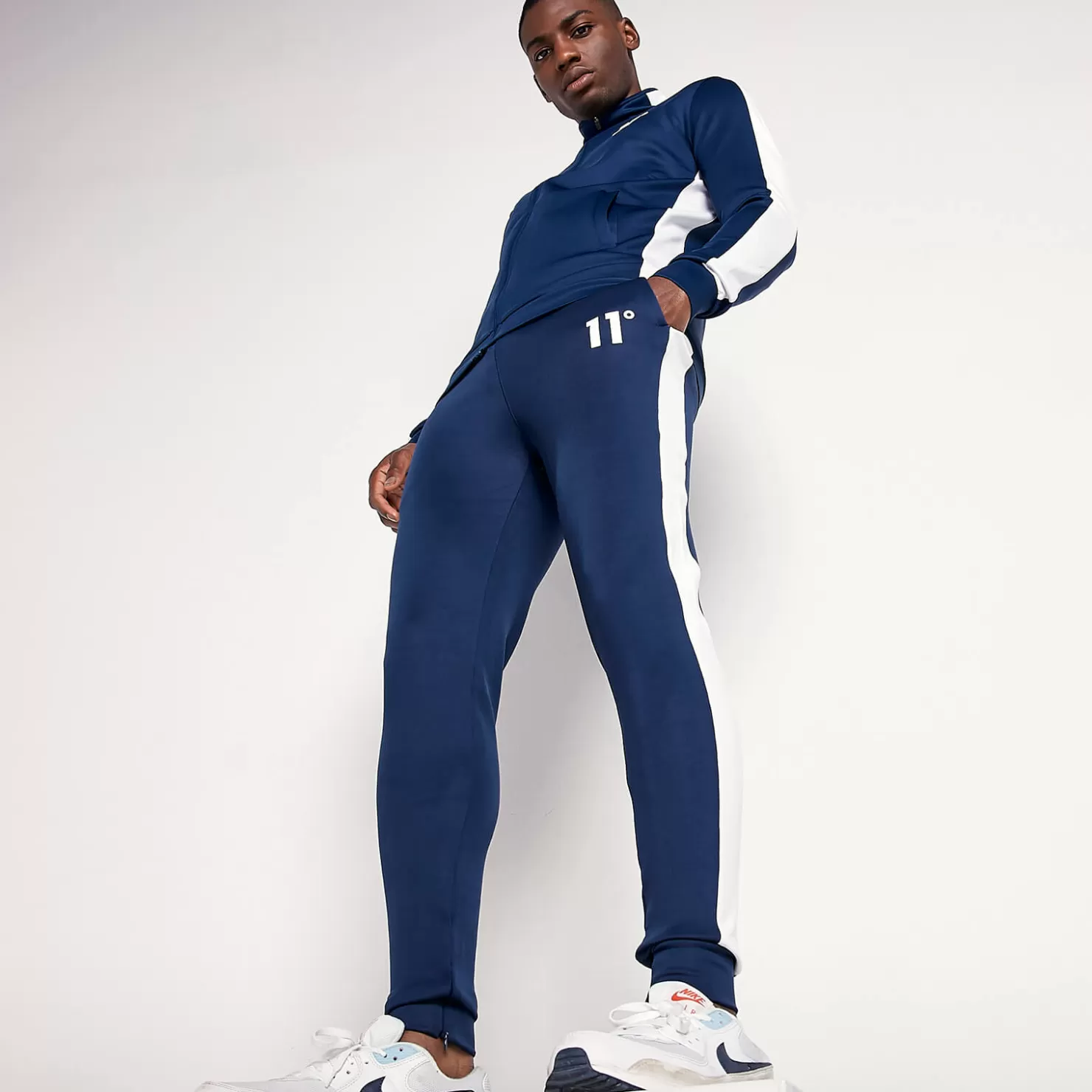 11 Degrees Tracksuits<Core Track Pants – Insignia / White