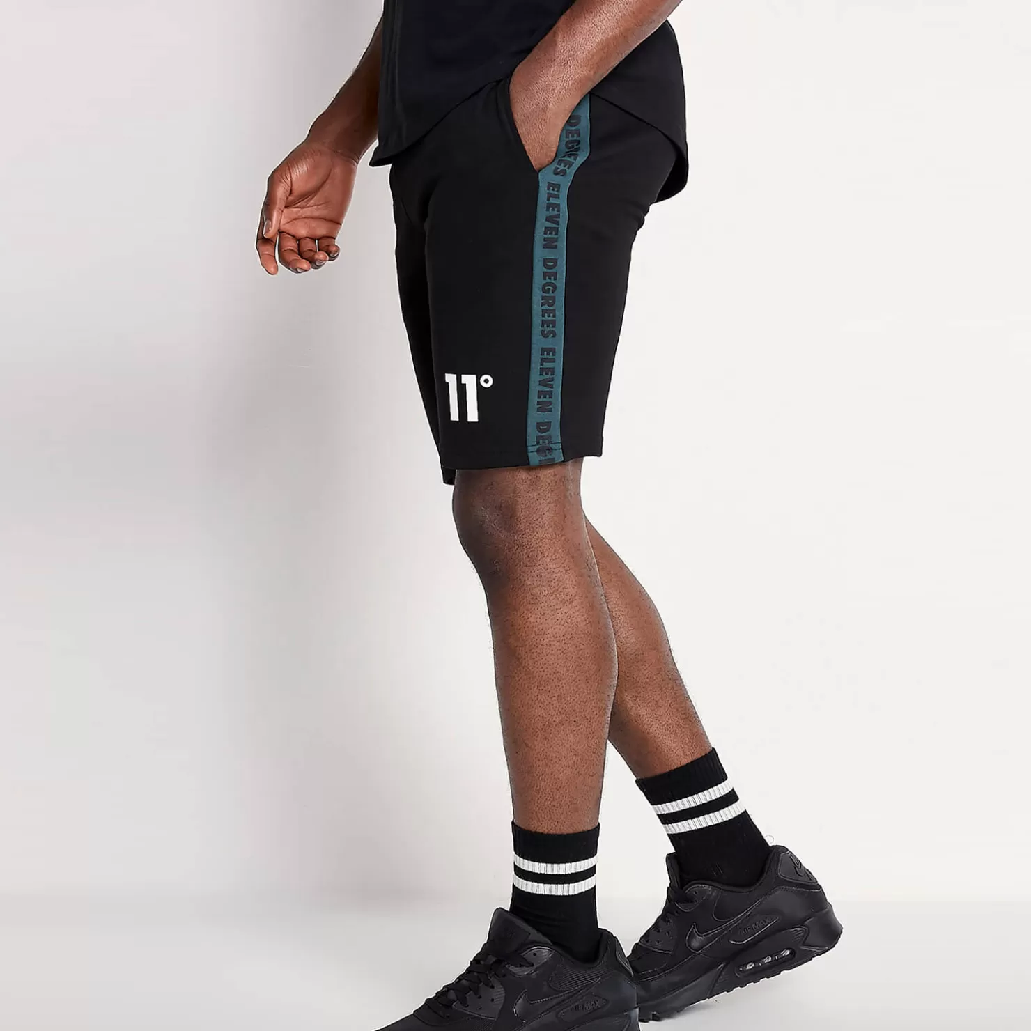 11 Degrees Shorts<Cut And Sew Printed Sweat Shorts – Black / Darkest Spruce Green / Vapour Grey