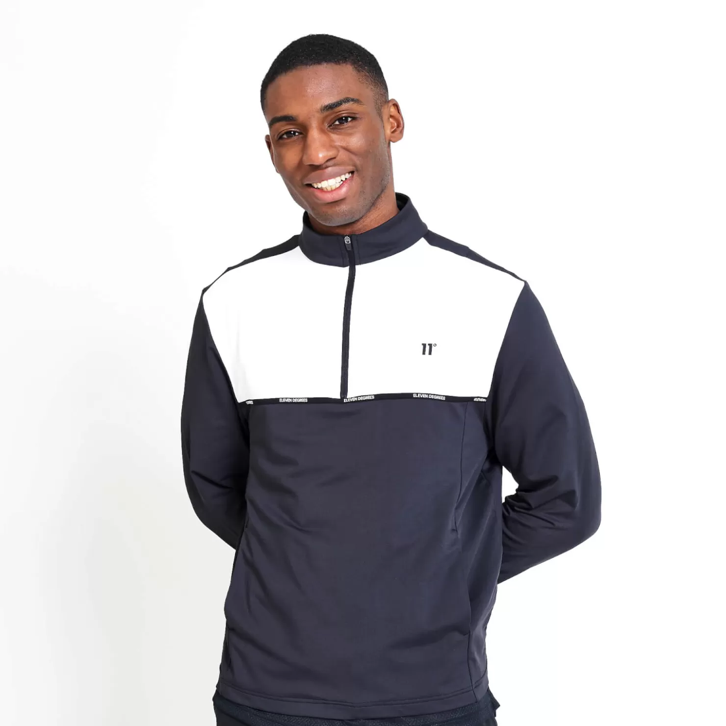 11 Degrees Hoodies<Golf Mid Layer – Black/ White