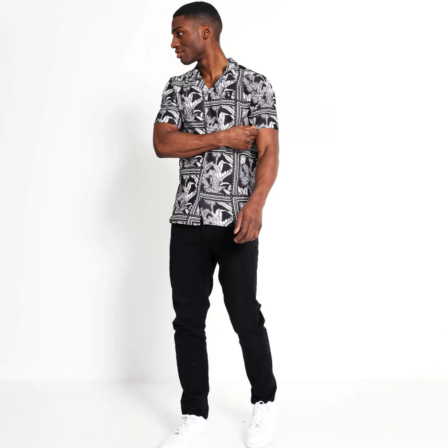 11 Degrees Shirts<Heat Shirt – Black / White