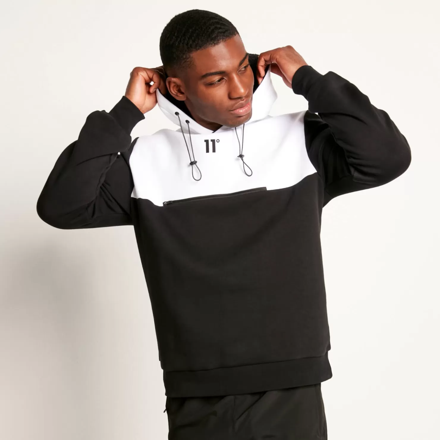 11 Degrees Hoodies<Oversized Pullover Hoodie – Black/White