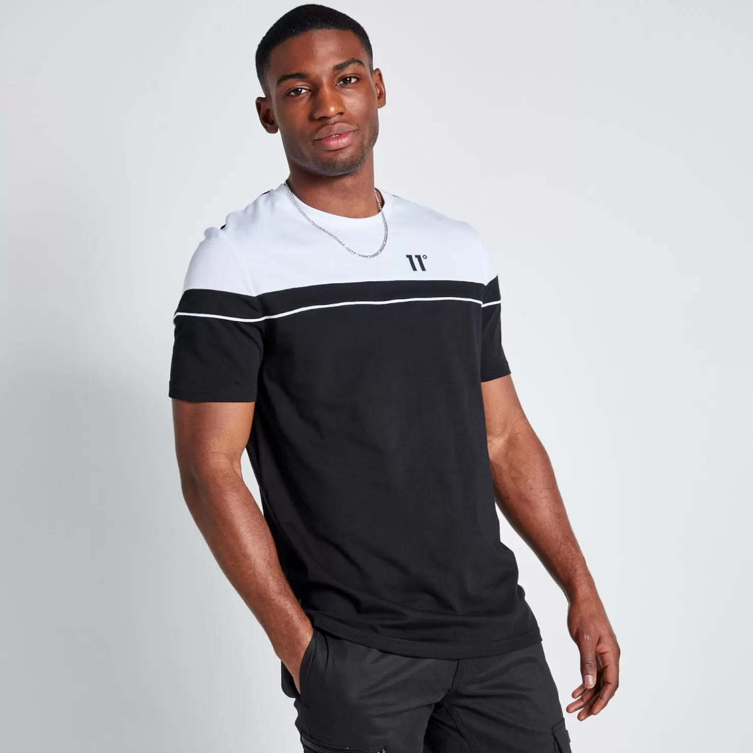 11 Degrees T-Shirts<Tall Piped Cut And Sew Short Sleeve T-Shirt – Black/White