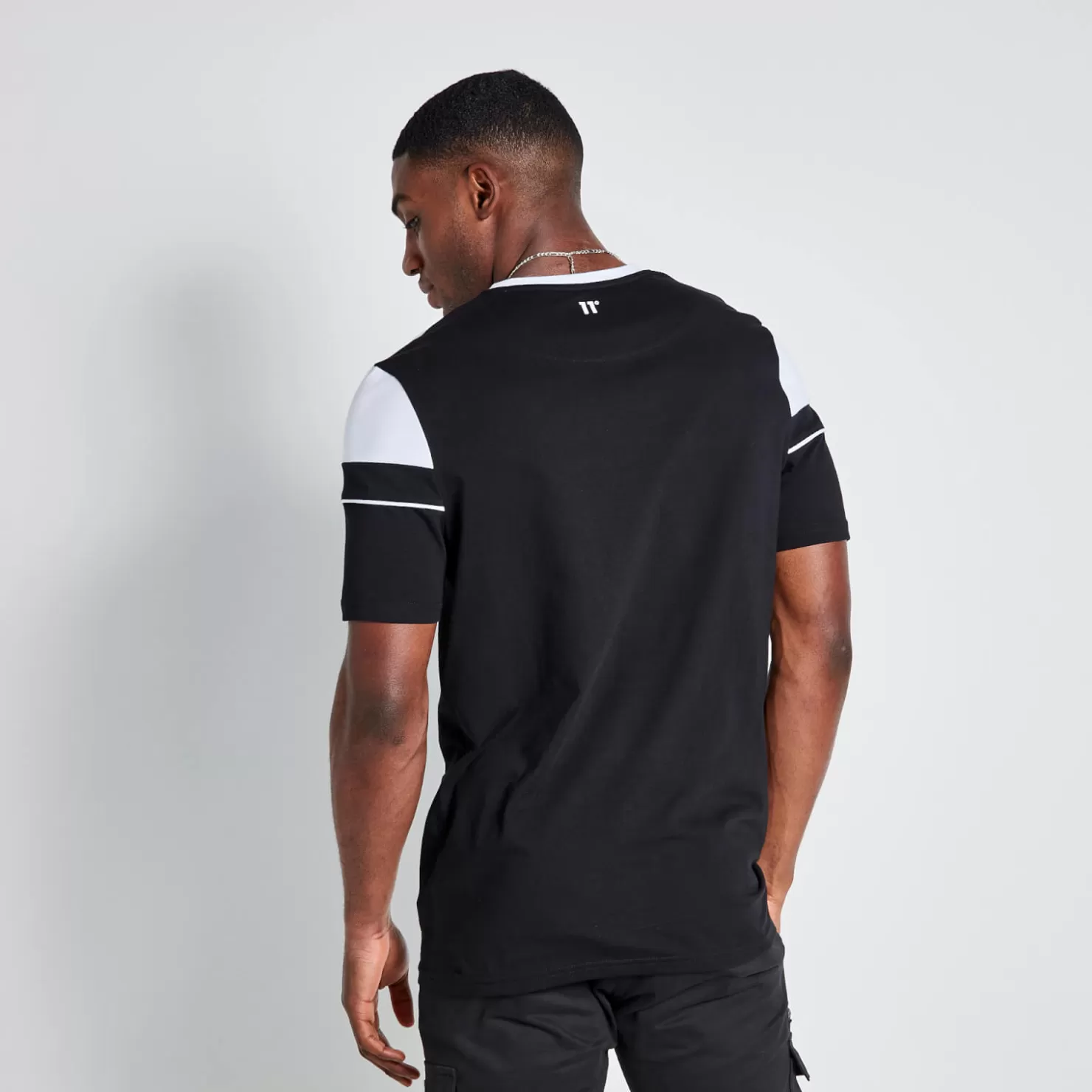 11 Degrees T-Shirts<Tall Piped Cut And Sew Short Sleeve T-Shirt – Black/White