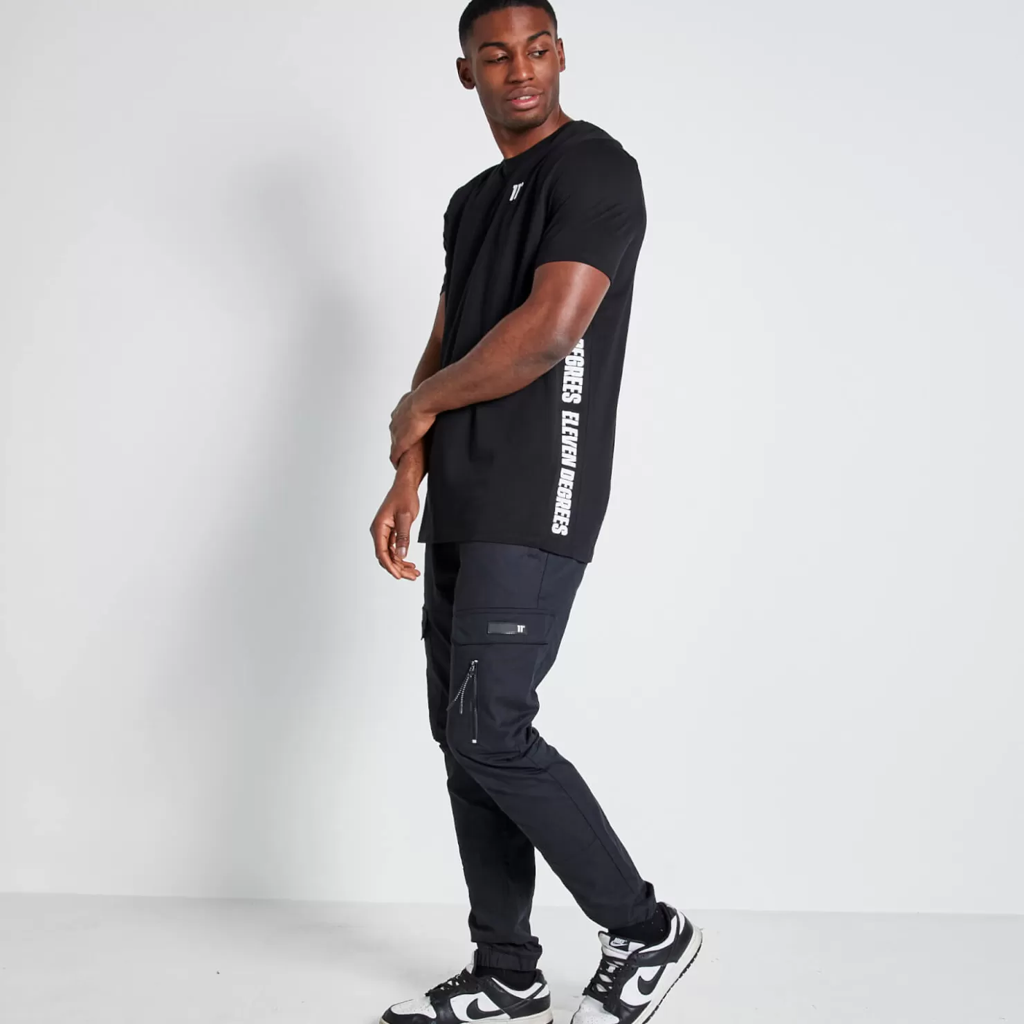 11 Degrees T-Shirts<Tall Text Panel Cut And Sew Short Sleeve T-Shirt – Black